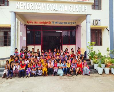CLASS 1 SCHOOL TOUR AS PART OF VIDHYA PRAVESH